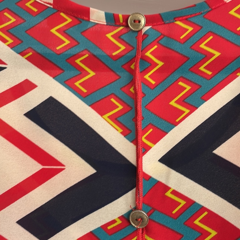 Patterned Open Back Tank - Picture 4 of 5